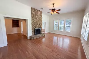 3919 Houston St, Greenville, TX 75401 - Photo 3