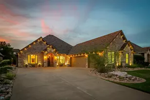 2318 Vienna Dr, Granbury, TX 76048 - Photo 31