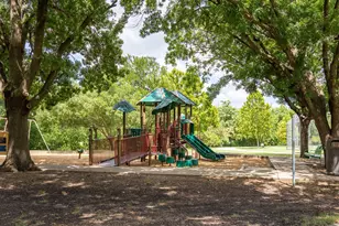 1405 Faringdon Dr, Plano, TX 75075 - Photo 37