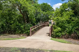 1405 Faringdon Dr, Plano, TX 75075 - Photo 33
