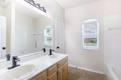 1405 Faringdon Drive, Plano, TX 75075 - Photo 25