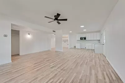 2103 Highbury Road, Carrollton, TX 75007 - Photo 5