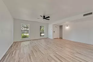 2103 Highbury Rd, Carrollton, TX 75007 - Photo 3
