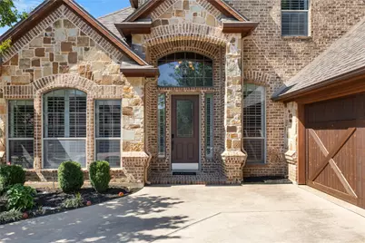 301 Matthew Avenue, Denton, TX 76210 - Photo 3