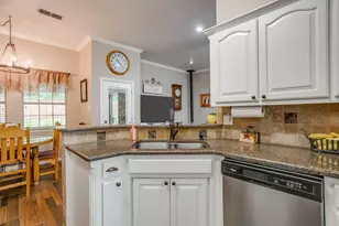 117 Countryside Ct, Weatherford, TX 76087 - Photo 7