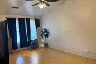 2330 John McCoy Dr, Dallas, TX 75227 - Photo 11
