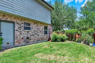 100 St Emelion Ct, Irving, TX 75038 - Photo 25