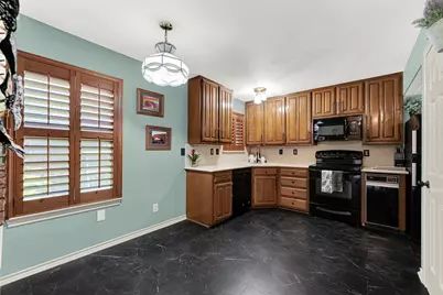 100 Saint Emelion Court, Irving, TX 75038 - Photo 9