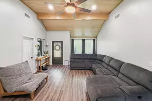 704 W Bells Blvd, Bells, TX 75414 - Photo 5