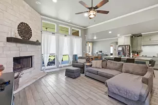 7609 Carter Rnch Rd, Azle, TX 76020 - Photo 3