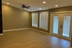 10711 Cromwell Dr, Dallas, TX 75229 - Photo 19
