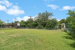 4201 Sweetbriar Dr, Garland, TX 75042 - Photo 15