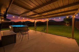 806 Peighton Ct, Cleburne, TX 76033 - Photo 3