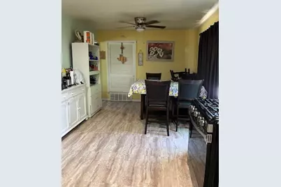 155 Chateau Drive, Fort Worth, TX 76134 - Photo 5
