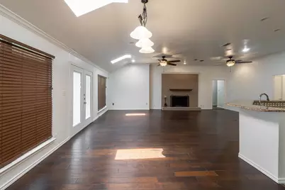 1700 Wimbleton Drive, Bedford, TX 76021 - Photo 11