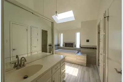 1700 Wimbleton Drive, Bedford, TX 76021 - Photo 23