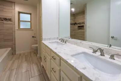 1700 Wimbleton Drive, Bedford, TX 76021 - Photo 19