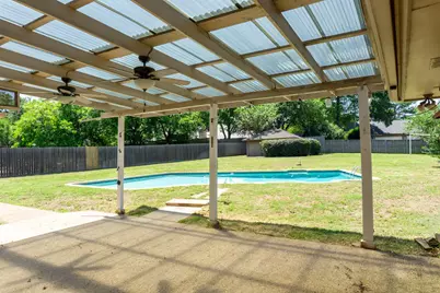 1700 Wimbleton Drive, Bedford, TX 76021 - Photo 7