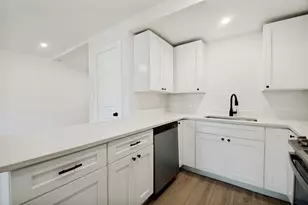 2122 Marilyn Ln, Arlington, TX 76010 - Photo 11