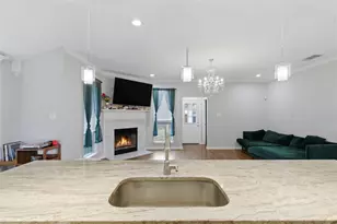 604 Bluejay Dr, Saginaw, TX 76131 - Photo 9