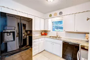 6028 Ridgecrest Dr, Watauga, TX 76148 - Photo 11