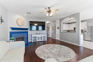 3041 Lakefield Dr, Little Elm, TX 75068 - Photo 7