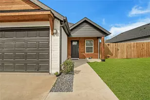 3606 Sayle St, Greenville, TX 75401 - Photo 1