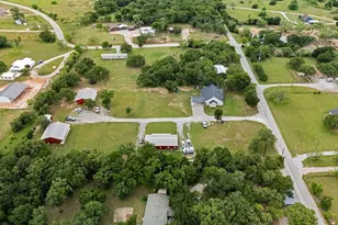 137 Co Rd 3351, Paradise, TX 76073 - Photo 3