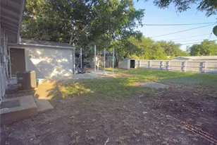 1312 Raines St, Arlington, TX 76010 - Photo 31