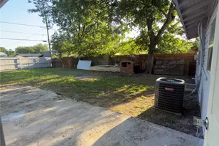 1312 Raines St, Arlington, TX 76010 - Photo 35