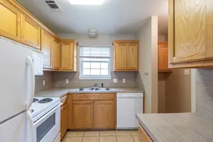 138 Nolan, Tye, TX 79563 - Photo 5