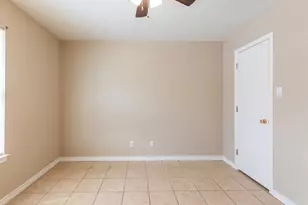 138 Nolan, Tye, TX 79563 - Photo 15