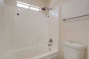 5711 Homestead Rd, Arlington, TX 76017 - Photo 23