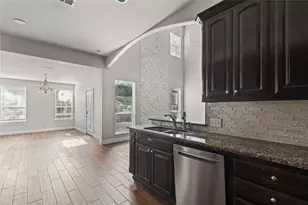 5517 Greenview Ct, North Richland Hills, TX 76148 - Photo 13