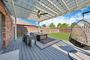 2827 Grandview Dr, Grand Prairie, TX 75052 - Photo 29