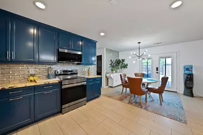 2827 Grandview Drive, Grand Prairie, TX 75052 - Photo 15