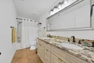 2827 Grandview Dr, Grand Prairie, TX 75052 - Photo 17