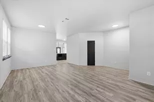 4216 Bridgestone Dr, Fort Worth, TX 76123 - Photo 9