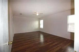 6908 Meadow Way Ln, Fort Worth, TX 76179 - Photo 7