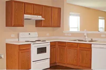 6908 Meadow Way Lane, Fort Worth, TX 76179 - Photo 5