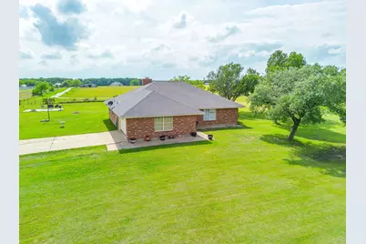 2516 County Road 415, Coyote Flats, TX 76031 - Photo 3