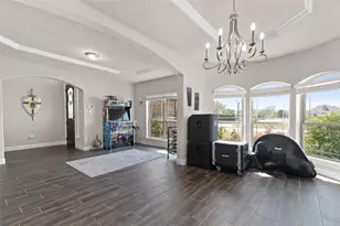 800 Beckington Dr, Shady Shores, TX 76208 - Photo 5