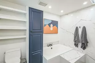 4103 Avondale Ave, Dallas, TX 75219 - Photo 17