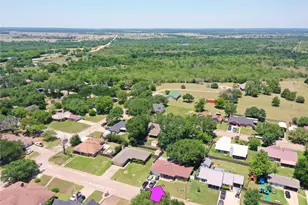 1105 La Villeta St, Mexia, TX 76667 - Photo 3