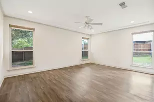 2515 Rosebud Cir, Carrollton, TX 75006 - Photo 7
