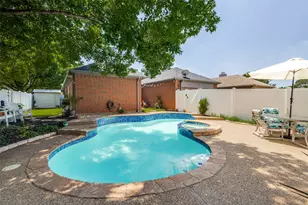 1325 Falcon Dr, Lewisville, TX 75077 - Photo 23