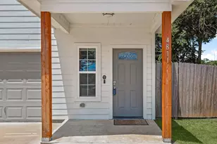 4811 Fitzhugh Ave, Fort Worth, TX 76105 - Photo 3