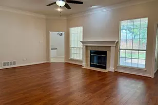 6308 Glen Echo Ln, Arlington, TX 76001 - Photo 3