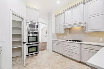 6705 Medinah Drive, Fort Worth, TX 76132 - Photo 9