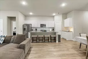 644 Erin Hls Dr, Red Oak, TX 75154 - Photo 13